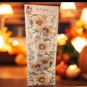 Sunflower Table Runner, Size 14 x 72, NWT.